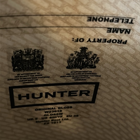 Tall Original Hunter Rain Boots Size 8 Black Gloss - only used 3 times!! - Picture 6 of 8